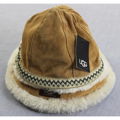 UGG Bucket  HAT CAP  Size Small Leather Sherpa BACK TO SCHOOL  NEW TAG  eb-50462538